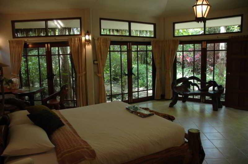 Momchailai Forest Retreat Kanchanaburi Zewnętrze zdjęcie