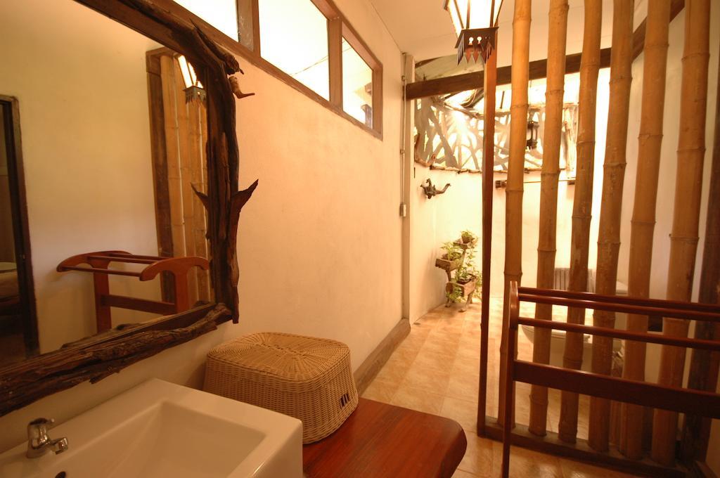 Momchailai Forest Retreat Kanchanaburi Zewnętrze zdjęcie