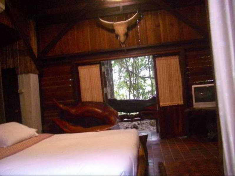 Momchailai Forest Retreat Kanchanaburi Zewnętrze zdjęcie